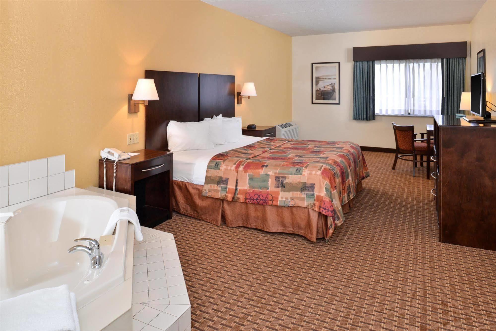Best Western Port Clinton Εξωτερικό φωτογραφία